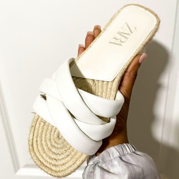 Zara white sandals - Picture 1 of 12